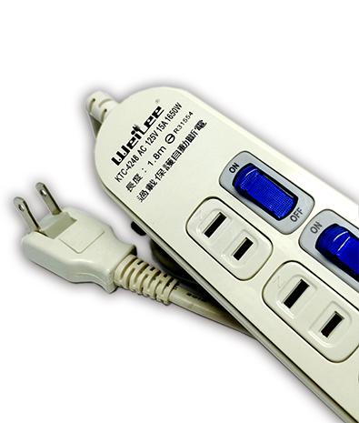 台灣 4孔位 帶開關 過載保護 AC延長線 15A 125V